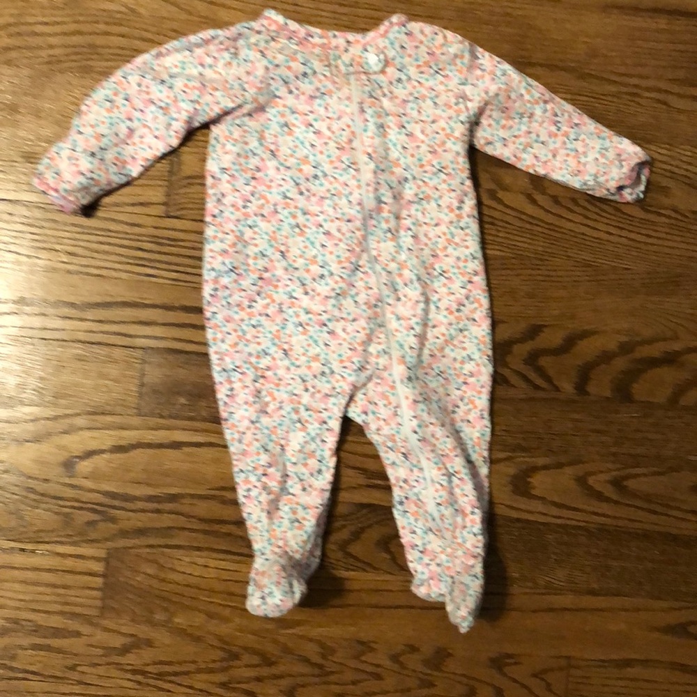 Carter’s Just One You footies 6 Months